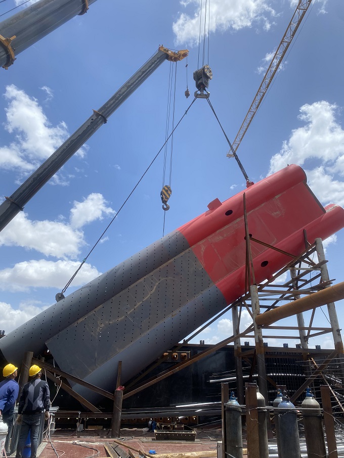 圖片2鋼管拱首吊柱腳就位 - 副本.jpg 圖片2鋼管拱首吊柱腳就位 - 副本.jpg